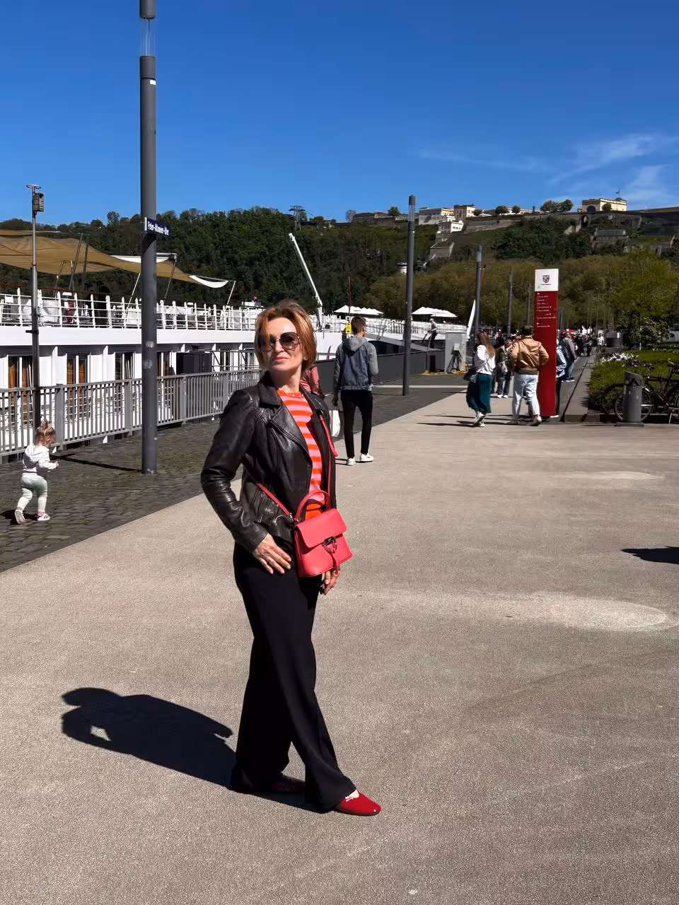 Larysa shenseea and russian dating