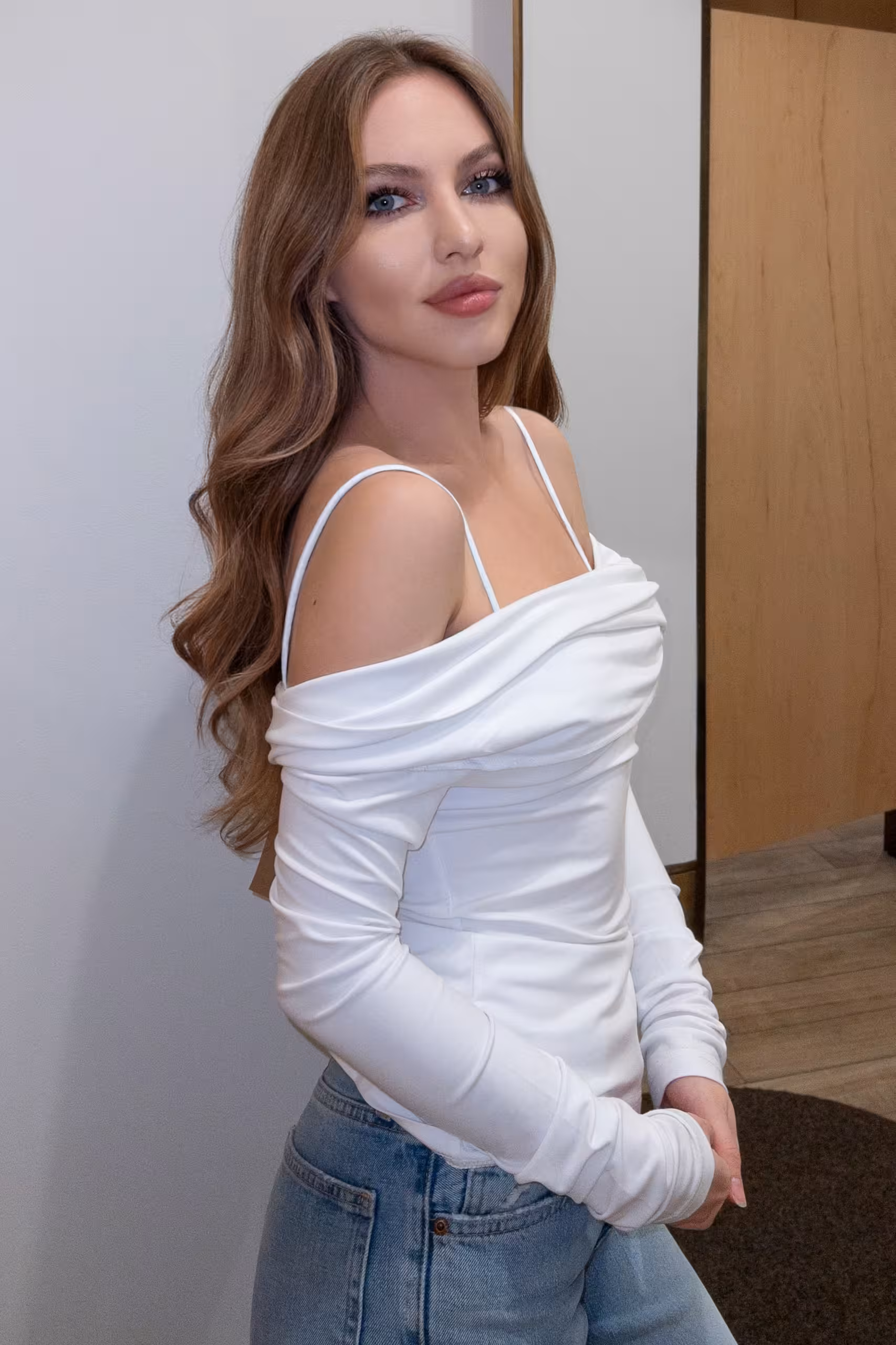 Alice popular russian dating app