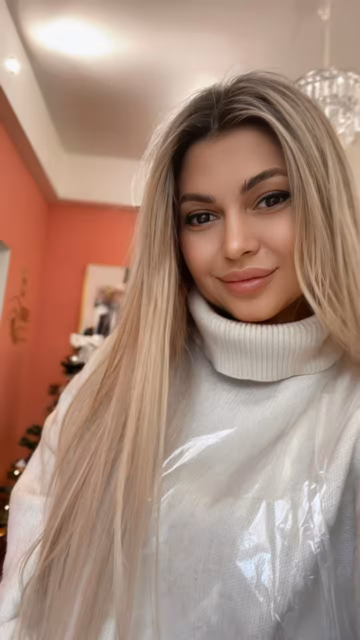 Maryna russian girl dating online