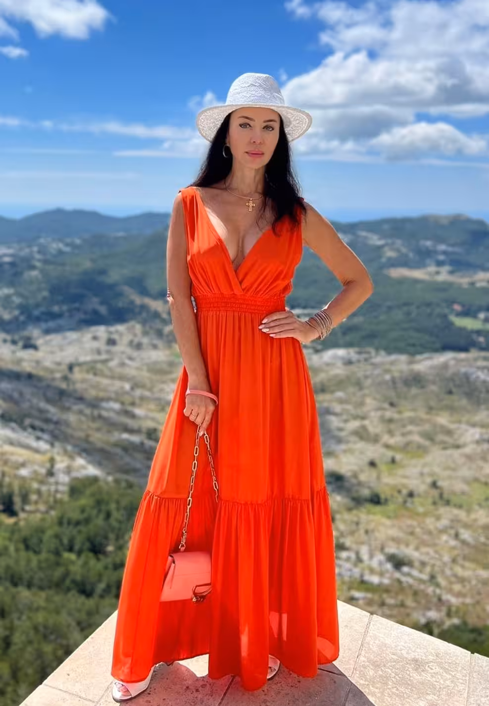 Vika russian online dating app