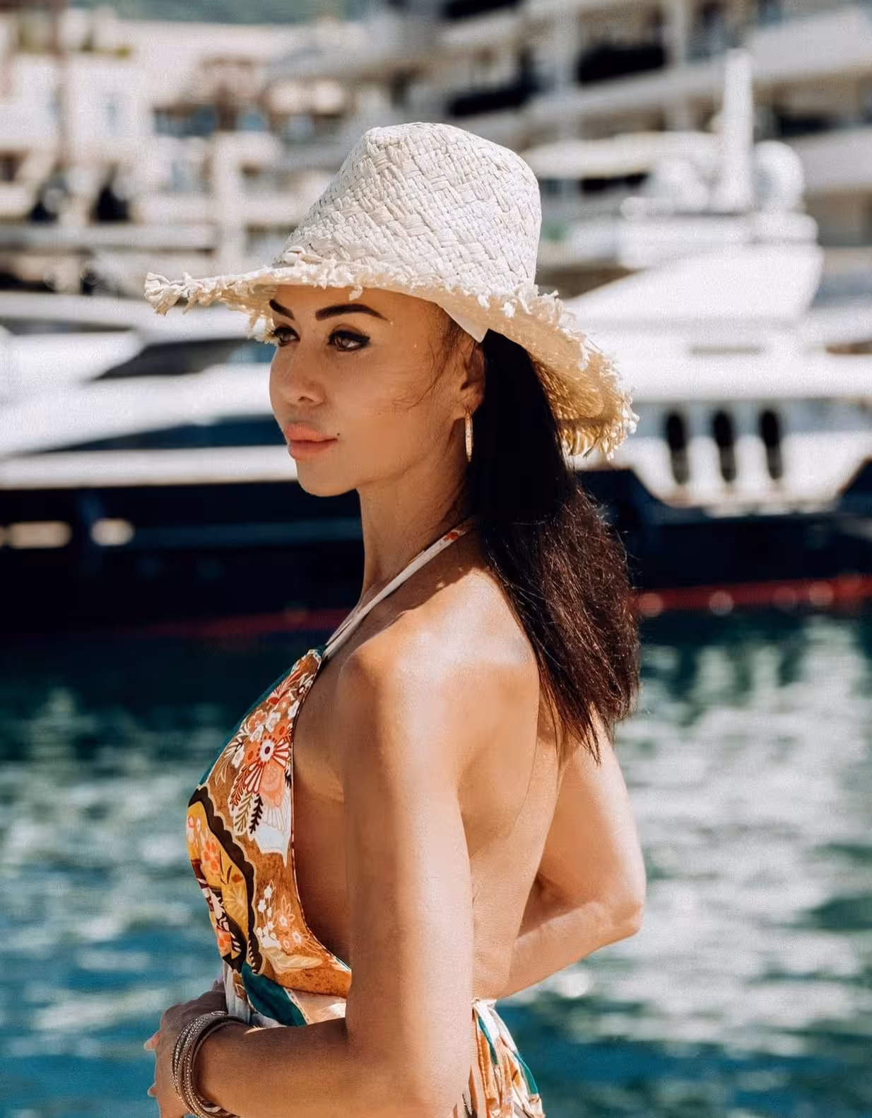 Vika russian online dating app