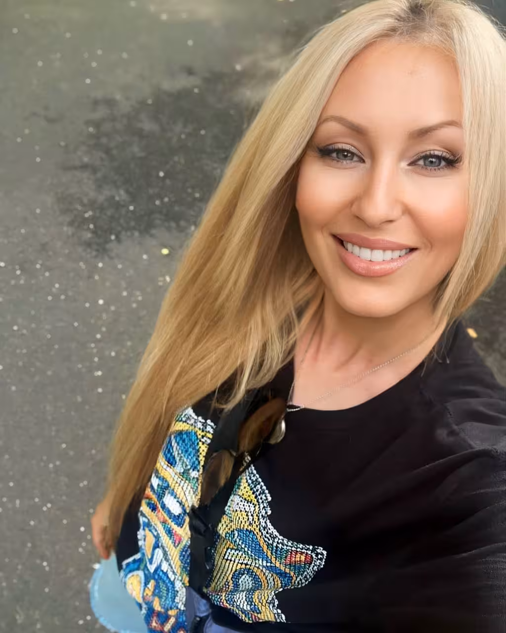 Oksana  russian woman dating tips