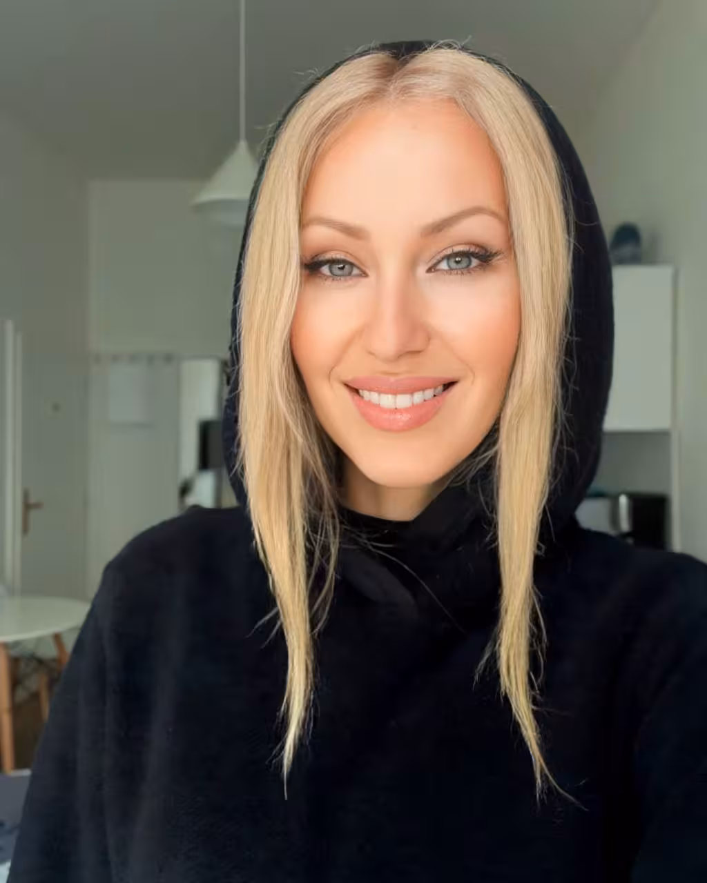 Oksana  russian woman dating tips