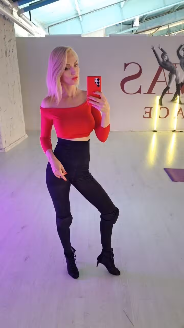 Anna telegram russian dating