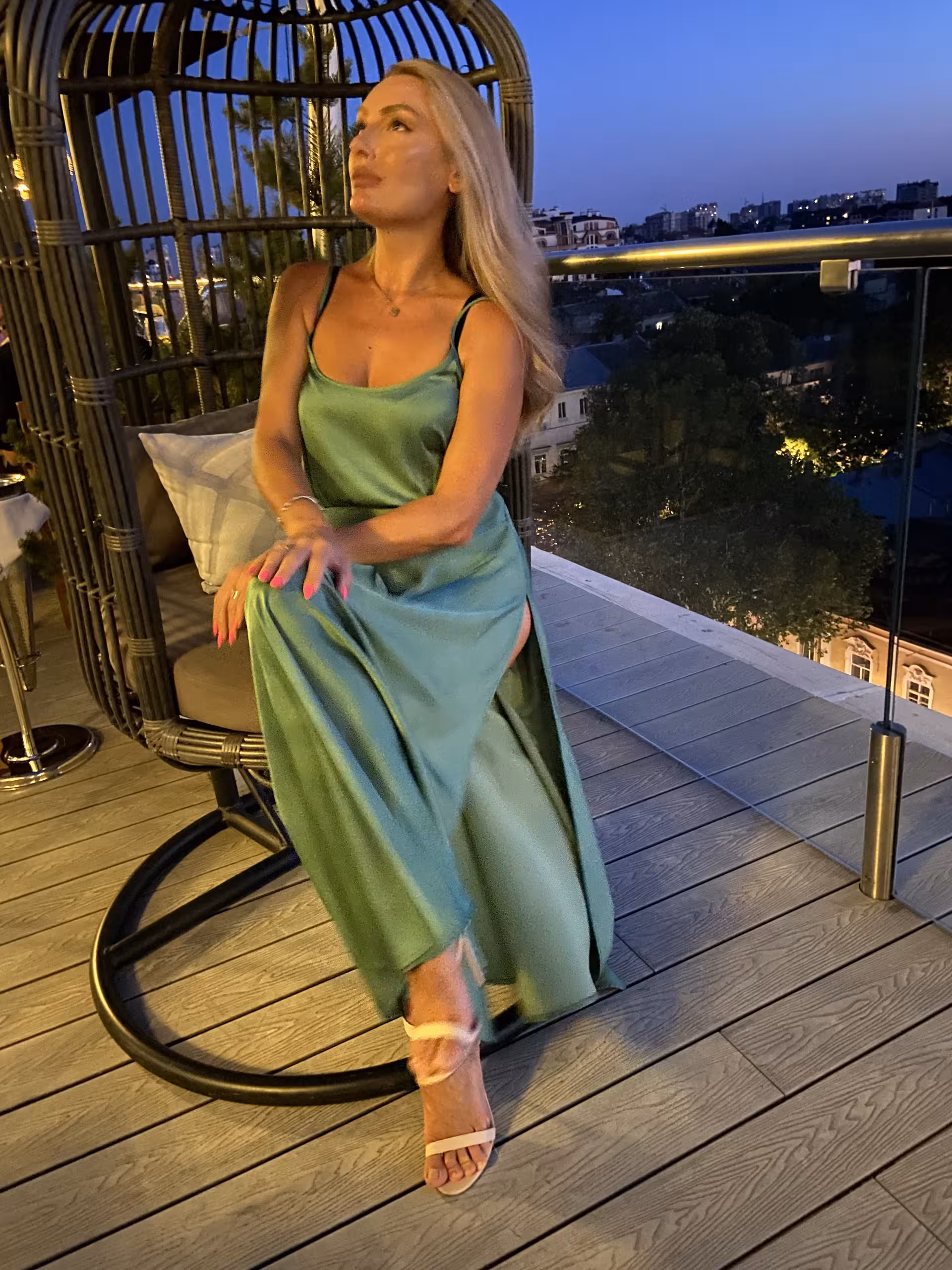 Elena russian dating site 100 free