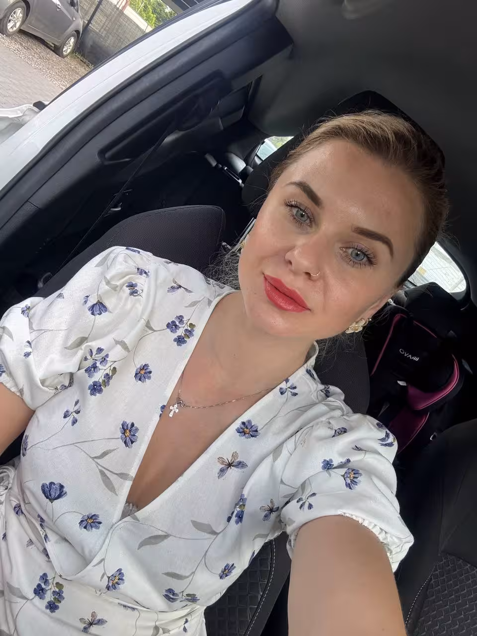 Olga russian dating site pictures