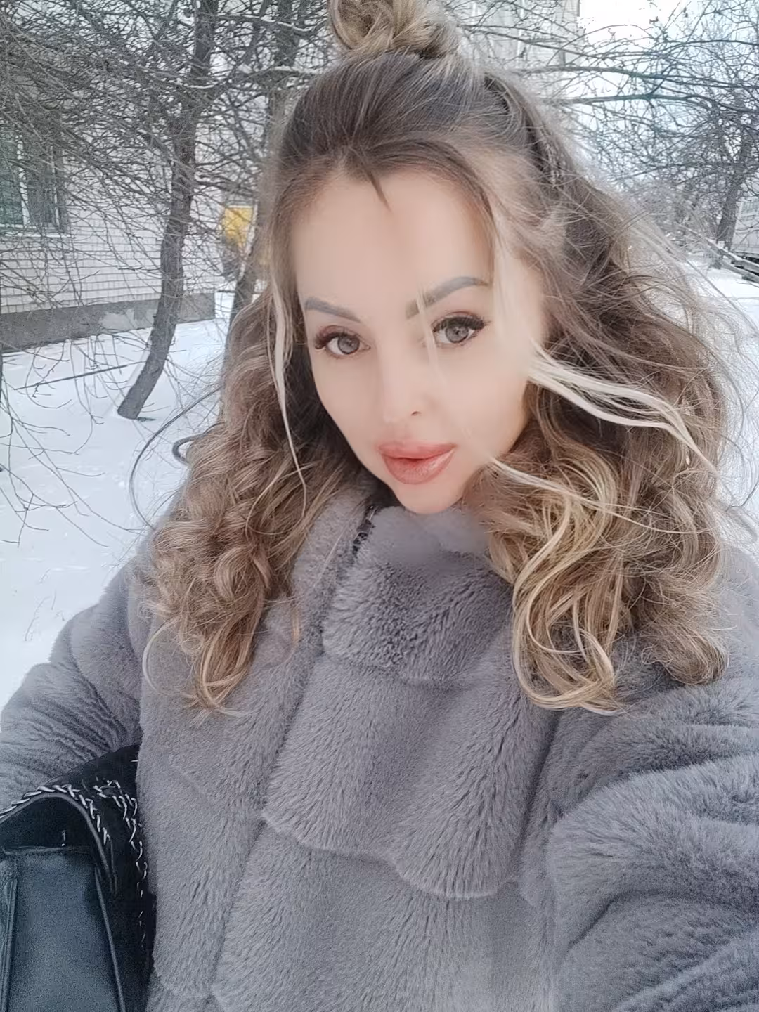 Olena russian girl dating online