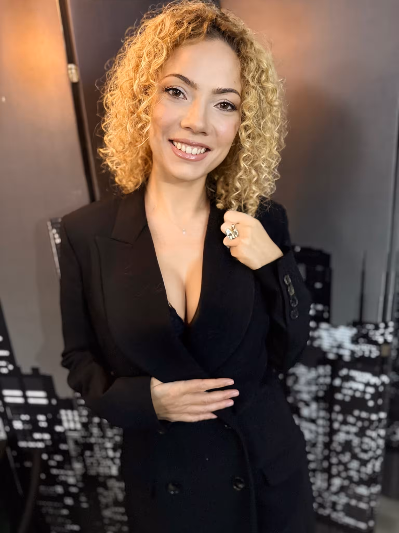 Alena russian online dating app