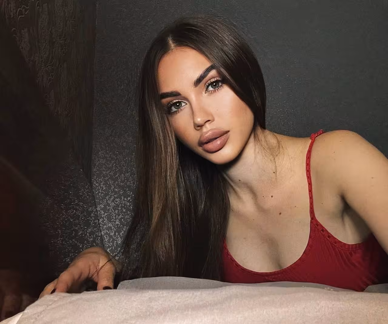 Anastasia online free russian dating