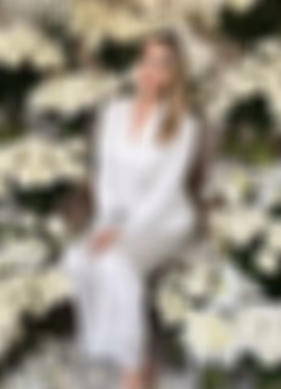 indira russian dating standards