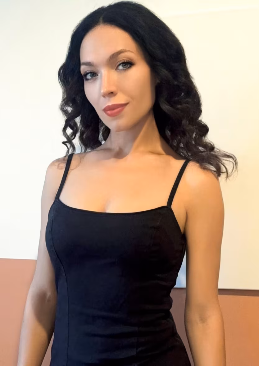 Anastasia 29 Bari Italy I want to be your final destination as a bride