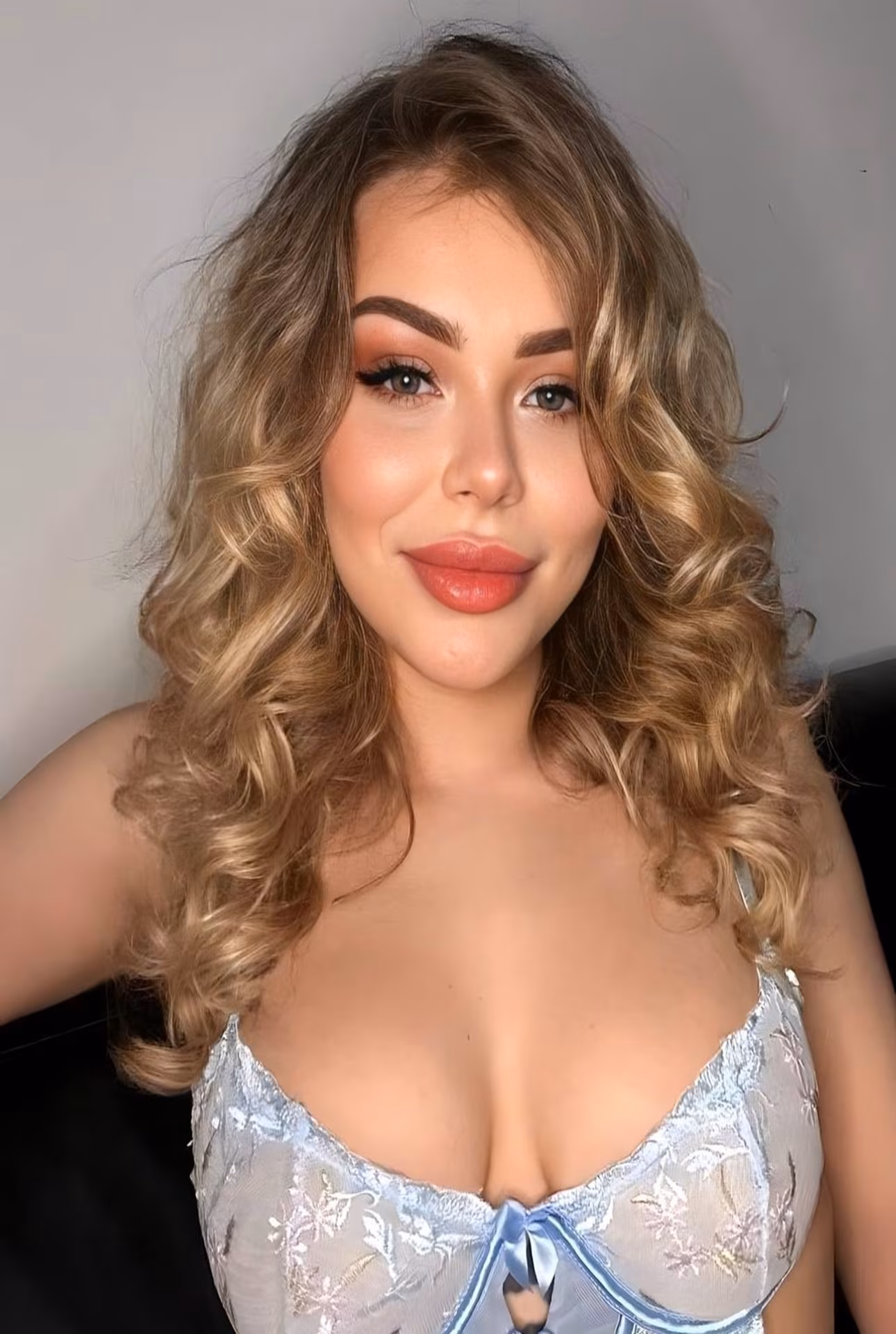 Eva 25 Odessa Ukraine Want to celebrate love as your bride