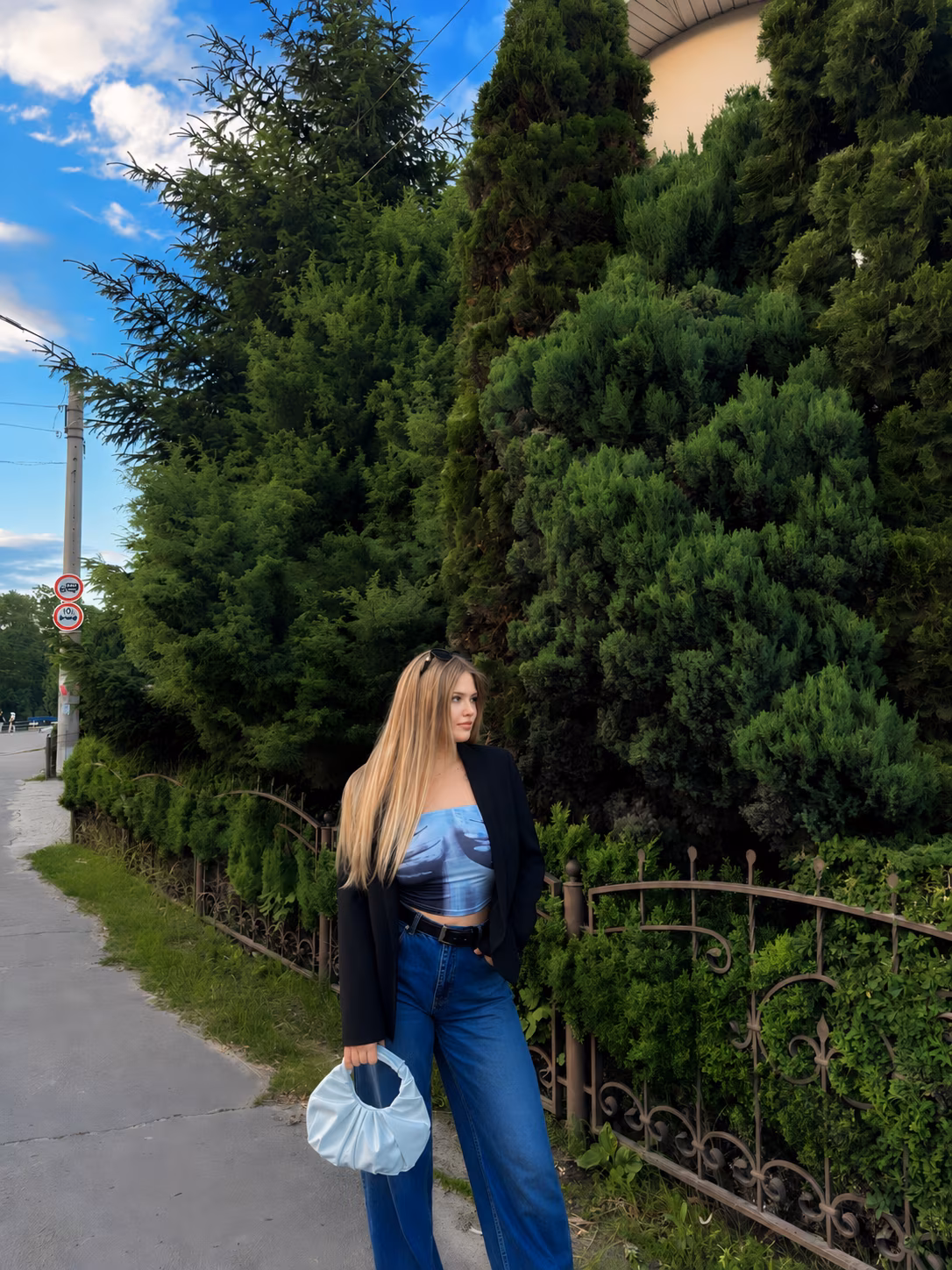 Anita 22 Okhtyrka Ukraine I am prepared to be a devoted bride