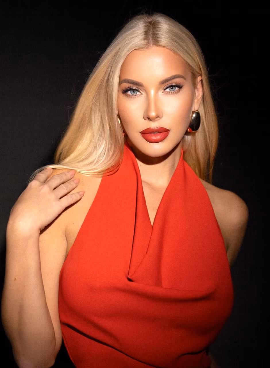Anna 37 Kyiv Ukraine I want to be your bride forever