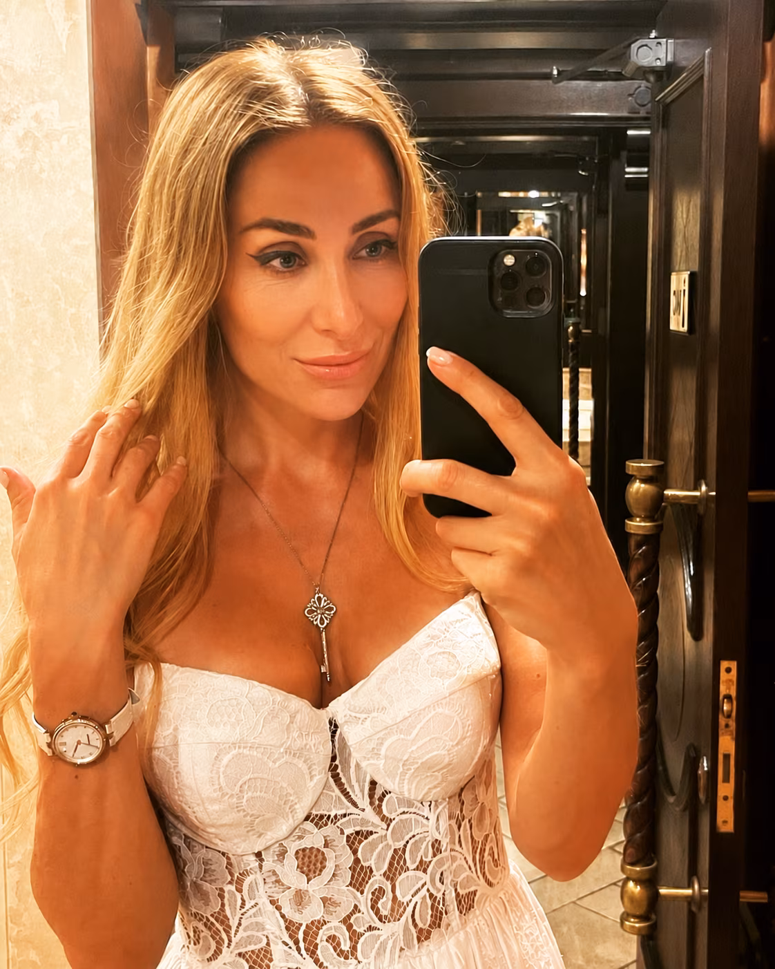 Natalia 47 Madrid Spain I want to be your loving bride forever