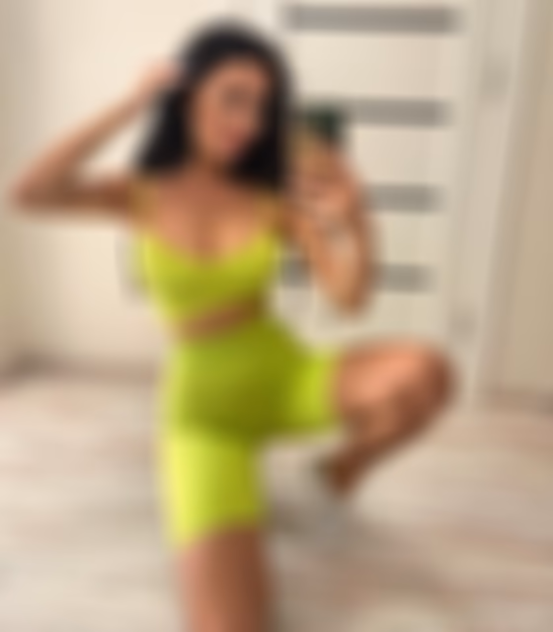 Ekaterina 37 Berlin Germany Looking for a man who inspires his bride