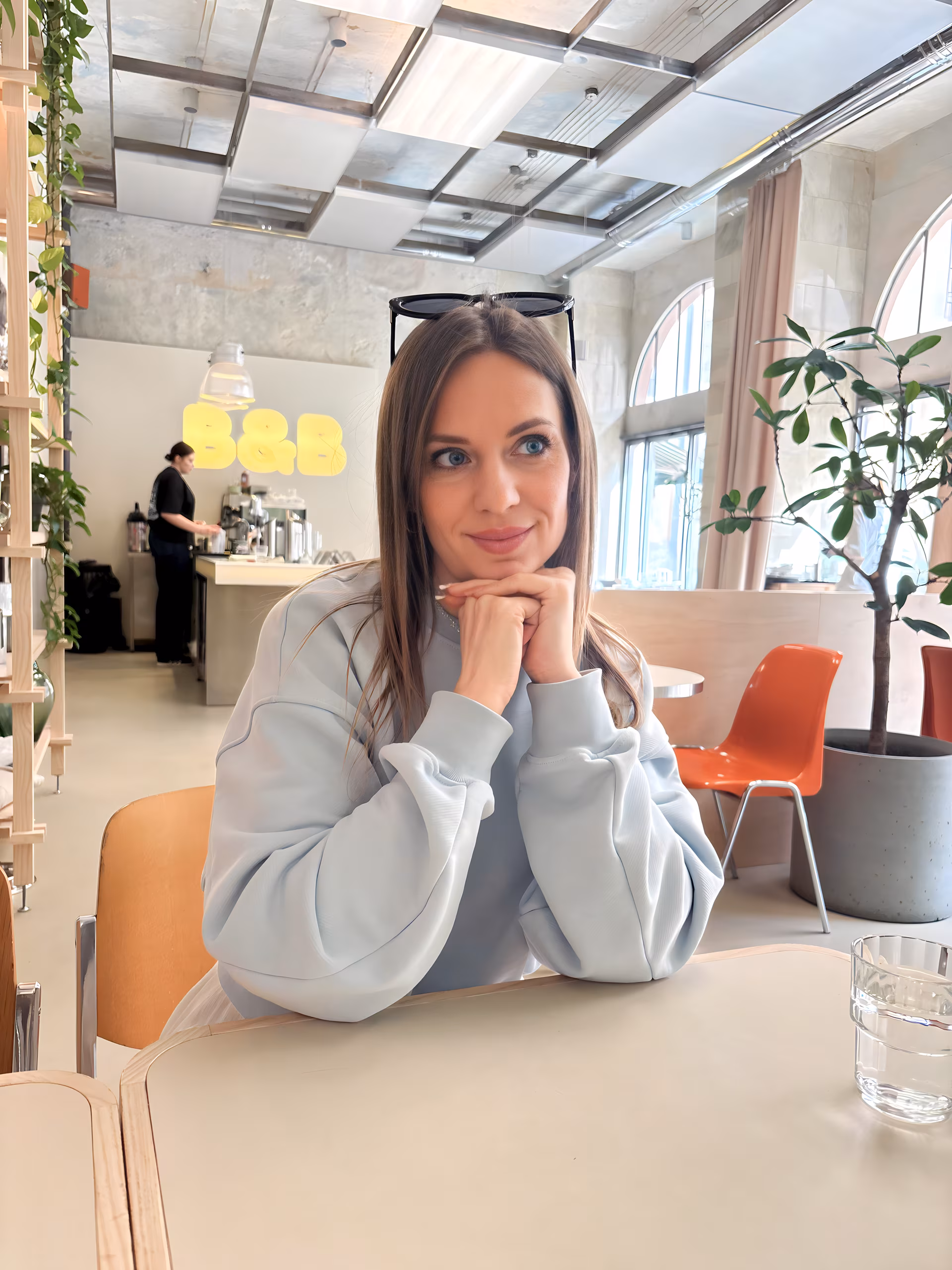 Yulia 40 Lutsk  Ukraine Looking for a man who sees his bride as equal