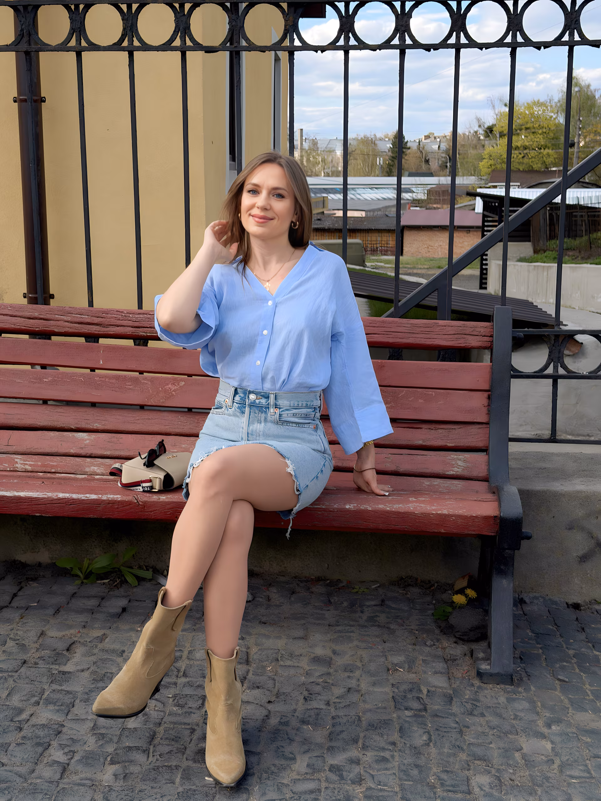 Yulia 40 Lutsk  Ukraine Looking for a man who sees his bride as equal