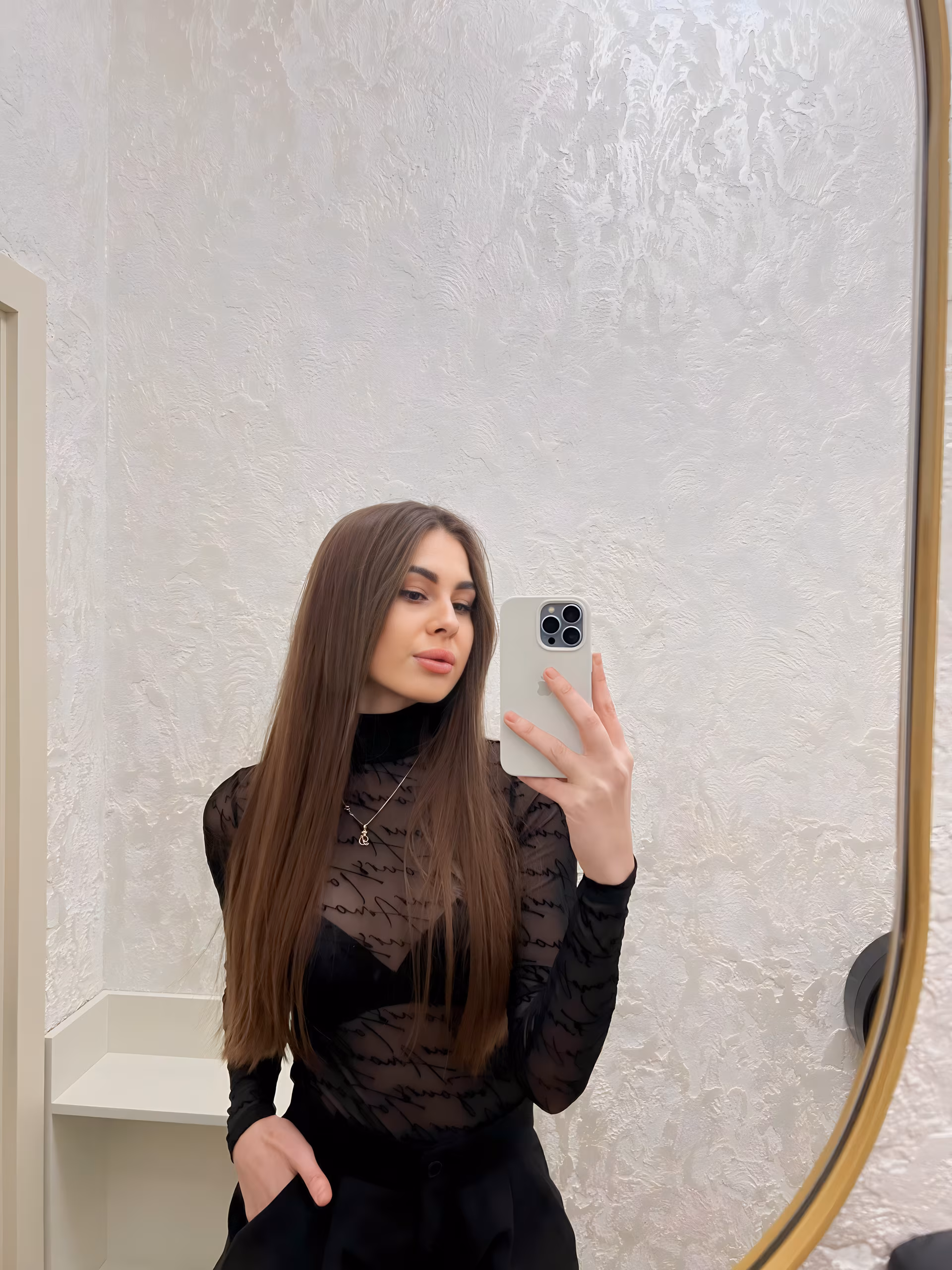 Diana 25 Dnipro  Ukraine Looking for a man who will love his bride