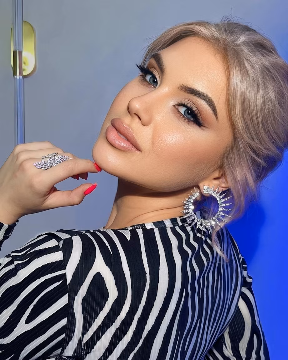 Krystyna 24 Kyiv  Ukraine Ready to be a loving and caring bride always