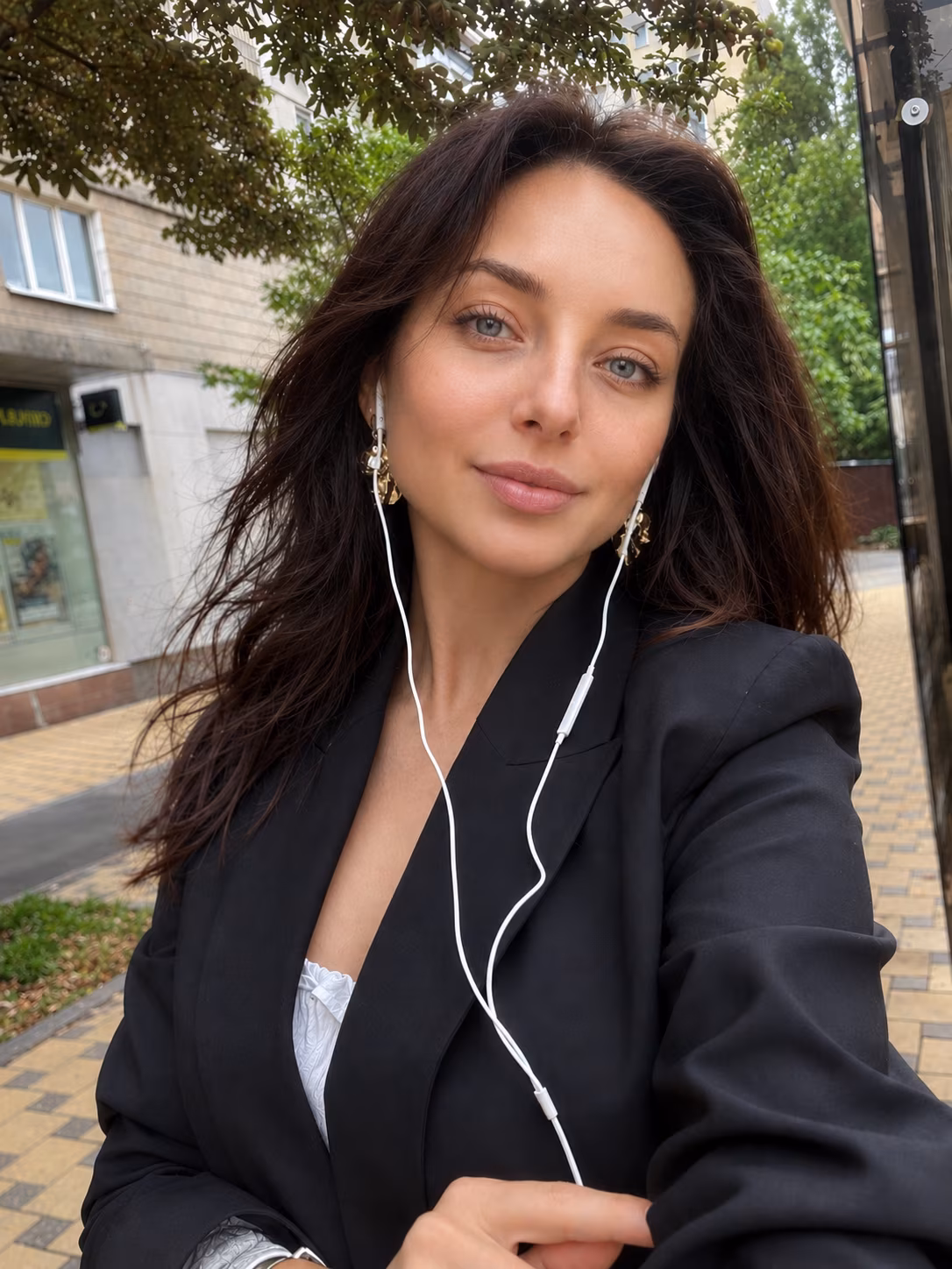 Anna 34 Kyiv  Ukraine Ready to build a home as your bride
