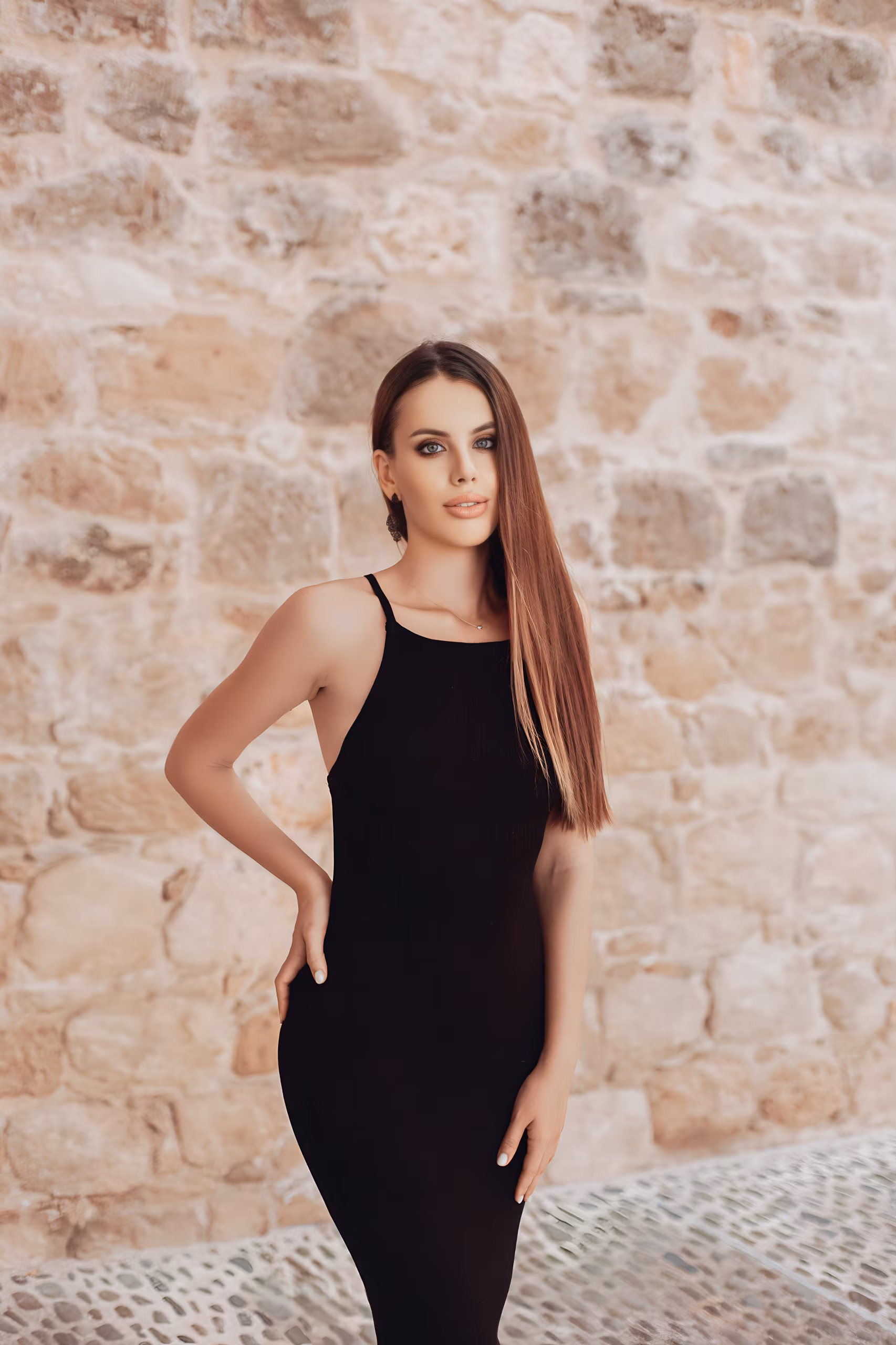 Lilia 30 Bucharest Romania Ready to trust you completely as your bride