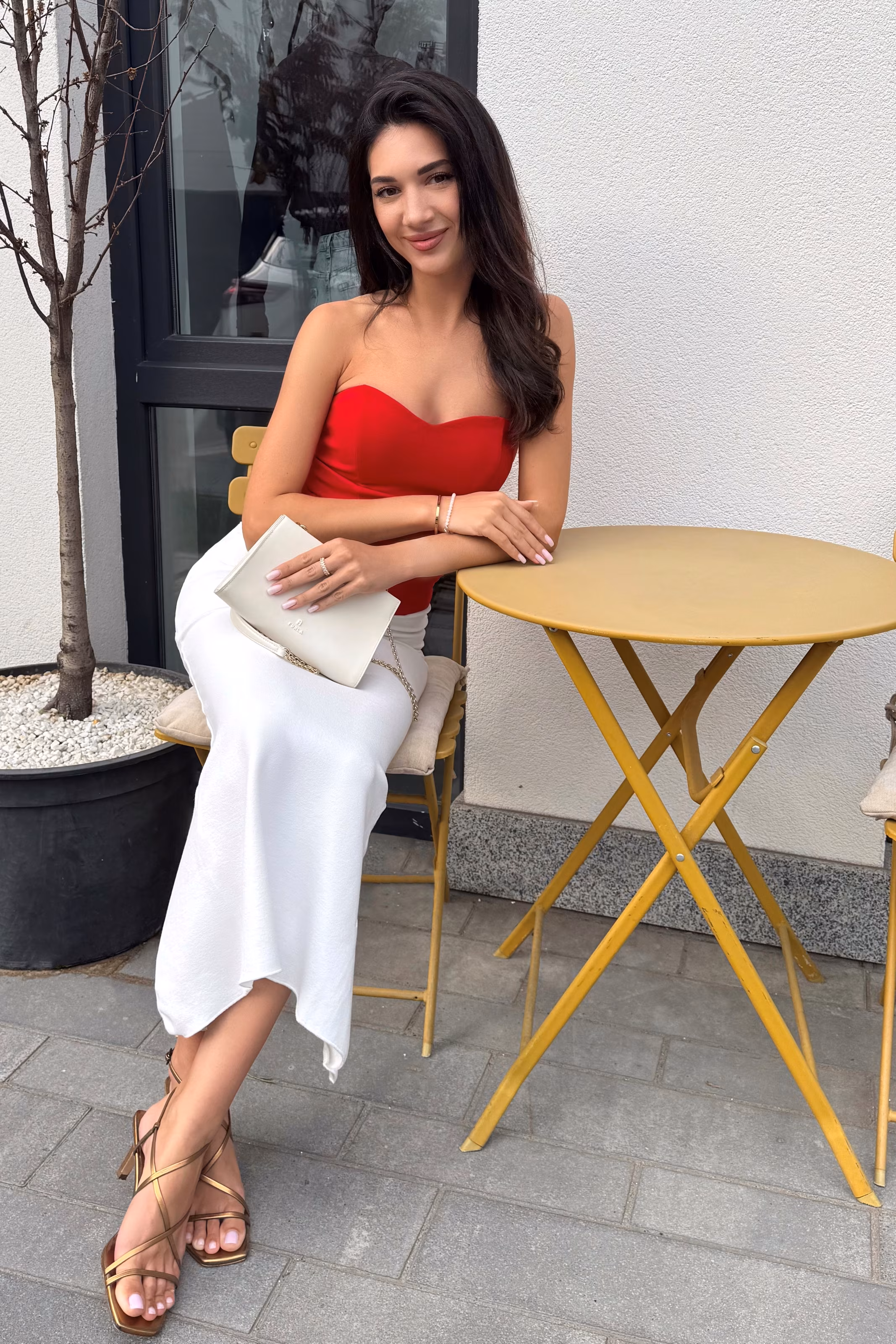 Anna 29 Kyiv  Ukraine I am prepared to be a devoted bride