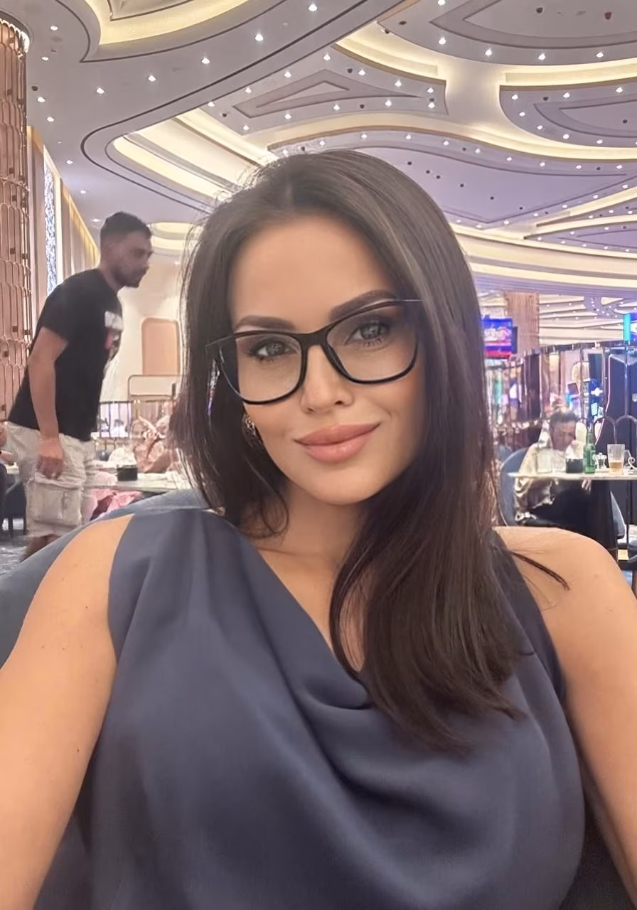 Olena 43 Cyprus/New York Cyprus I am prepared to be your loyal bride