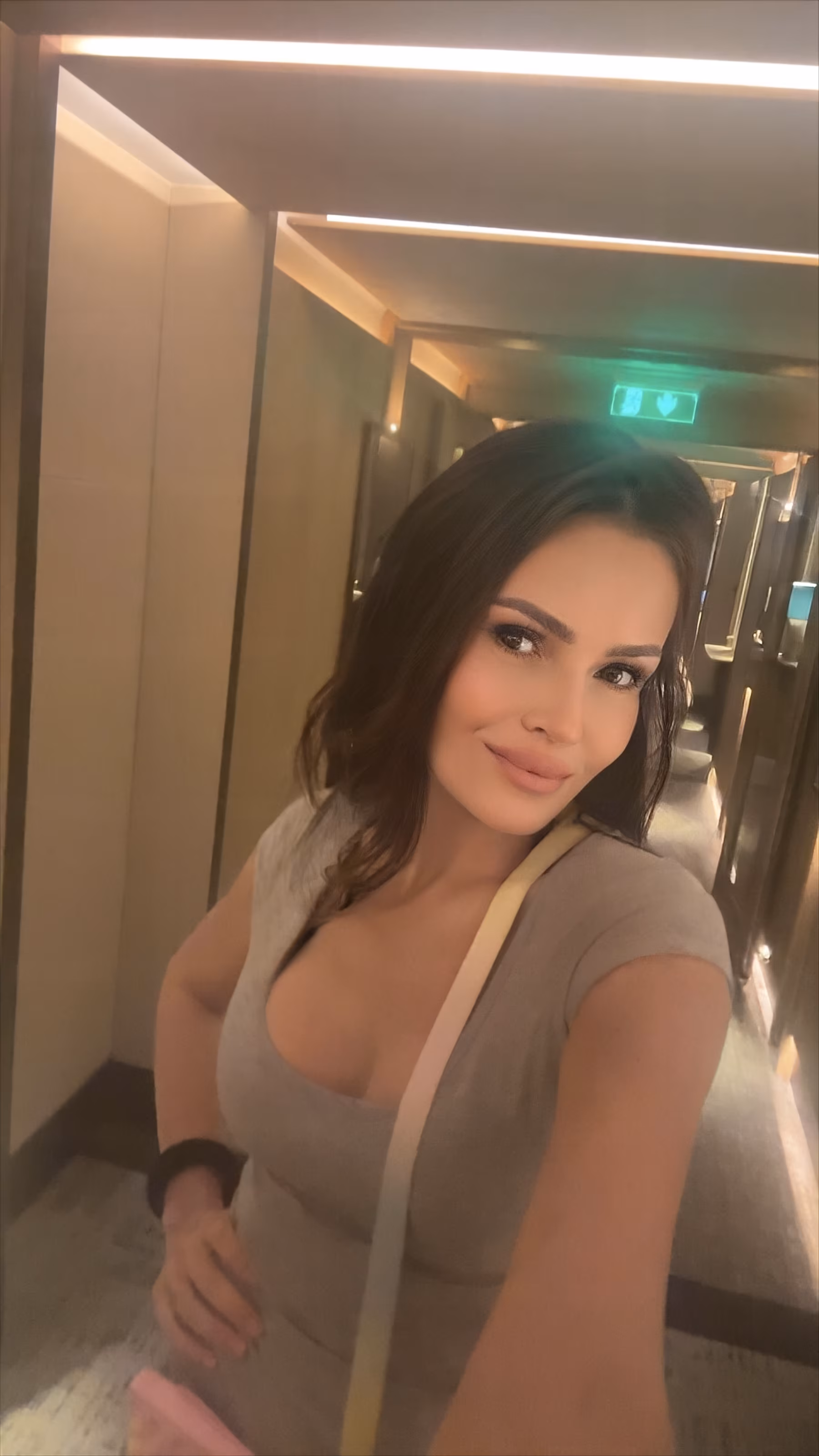 Olena 43 Cyprus/New York Cyprus I am prepared to be your loyal bride