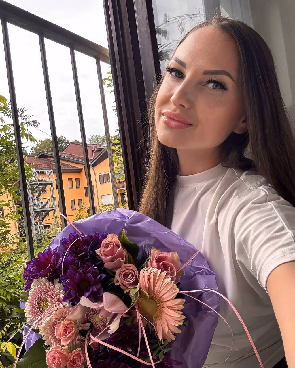 Katerina 39 Nurnberg Germany I want to be a supportive bride