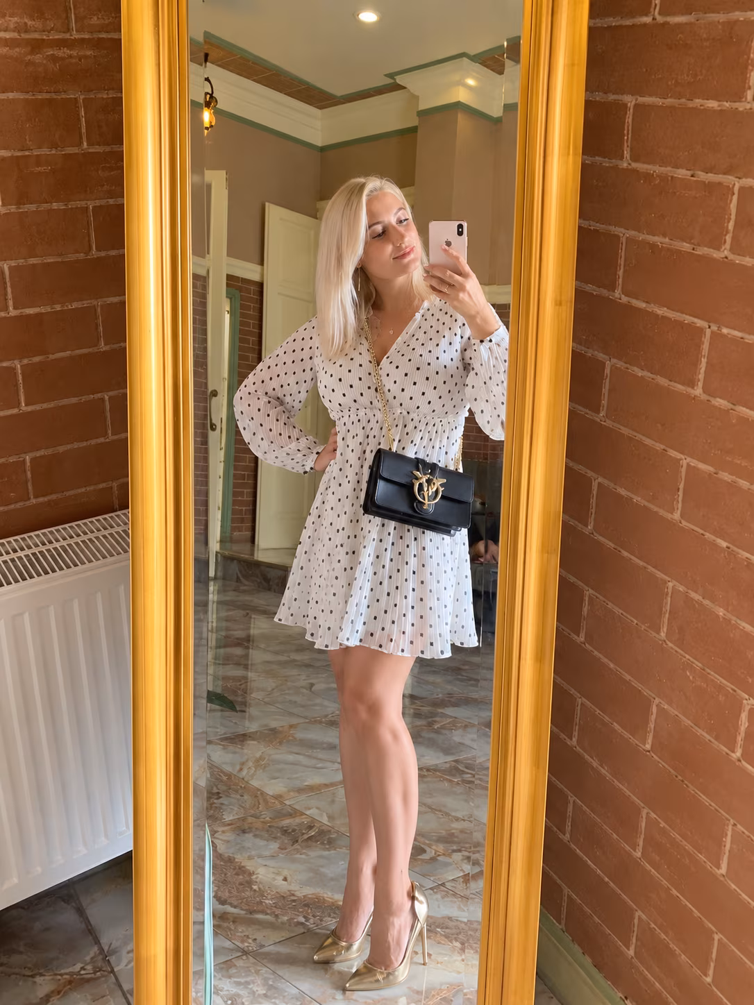 Lina 40 Kyiv   Ukraine I want to be a traditional bride