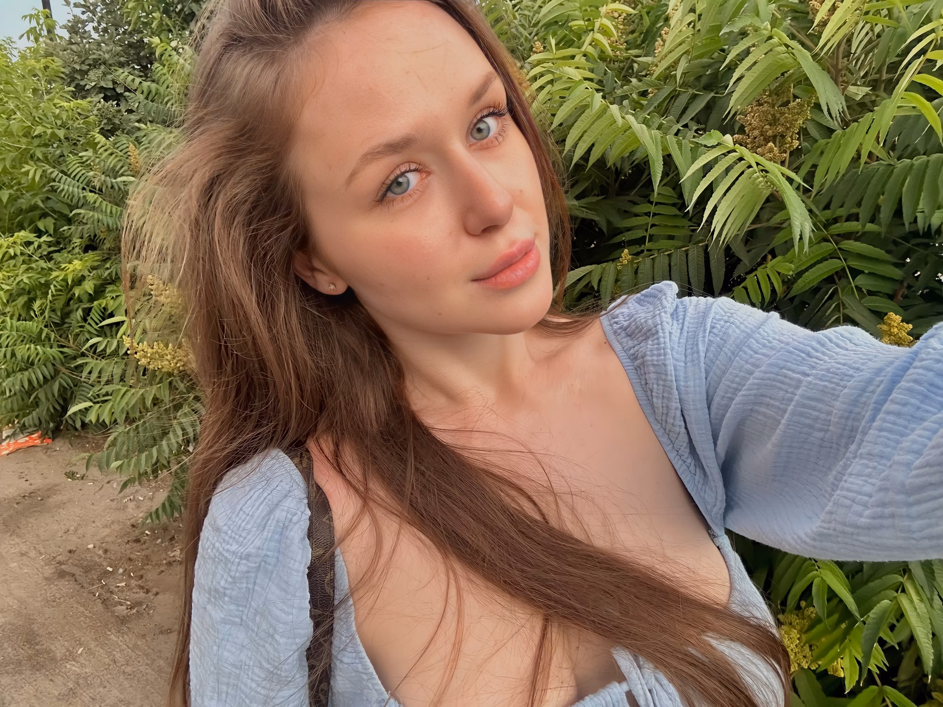 Yeva 22 Izyum Ukraine I want to be your loving bride forever