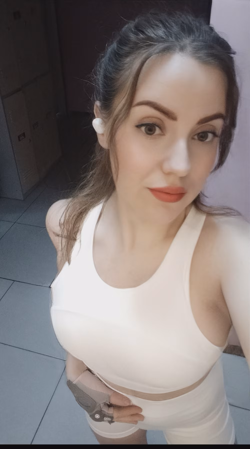 Irina 34 Lukow Poland I want to start a life as your bride