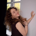 Mariana 41 Lodz Poland Looking for a gentleman who wants a bride