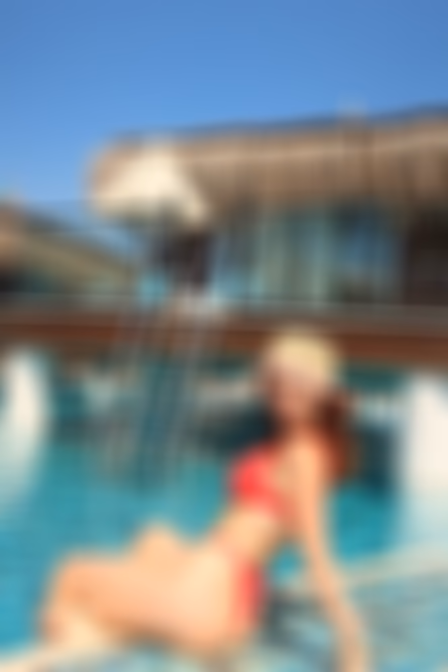 Anna 32 Beausoleil France Looking for a man who inspires his bride