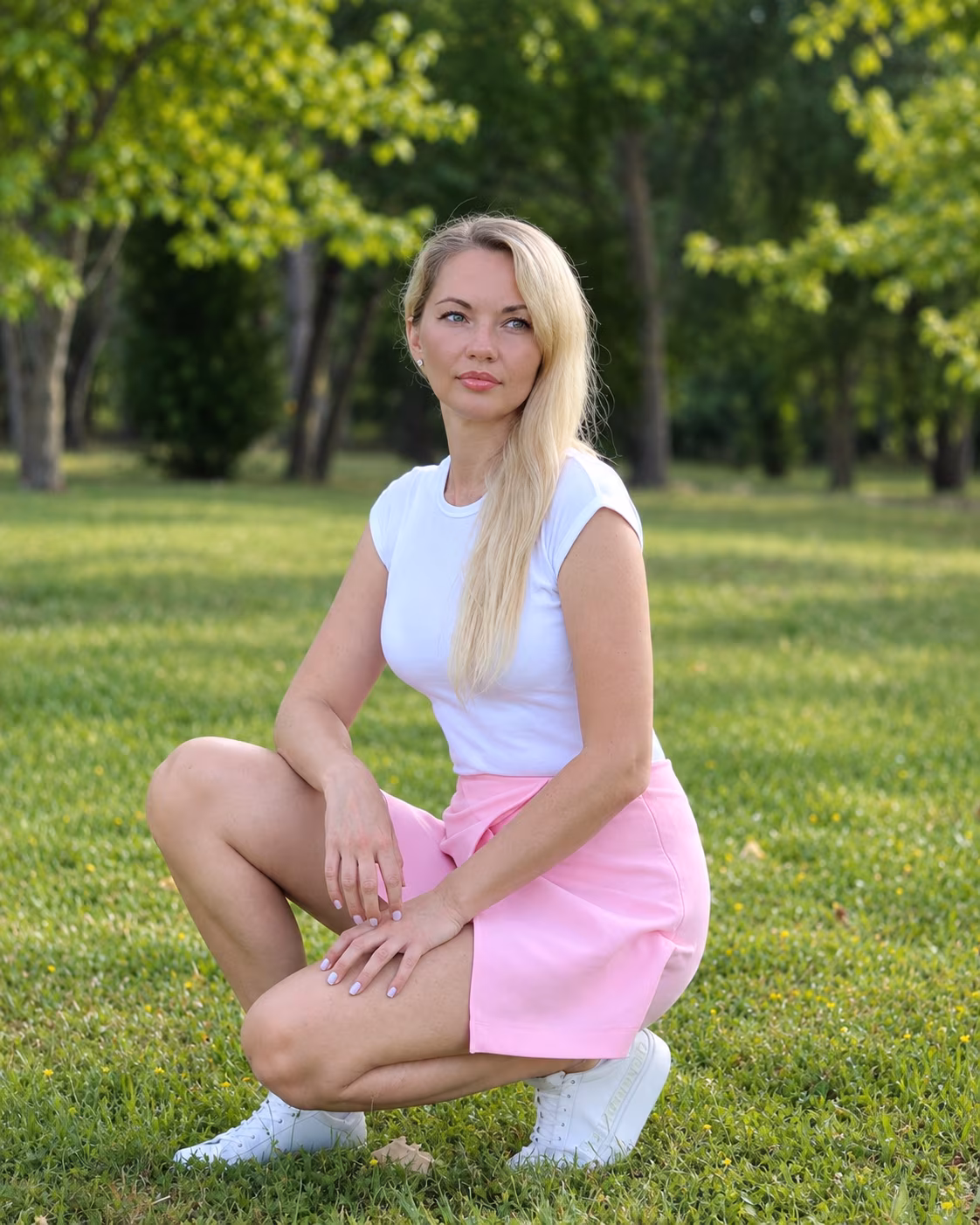 Olga 42 Bucharest Romania Looking for a man who sees his bride as equal