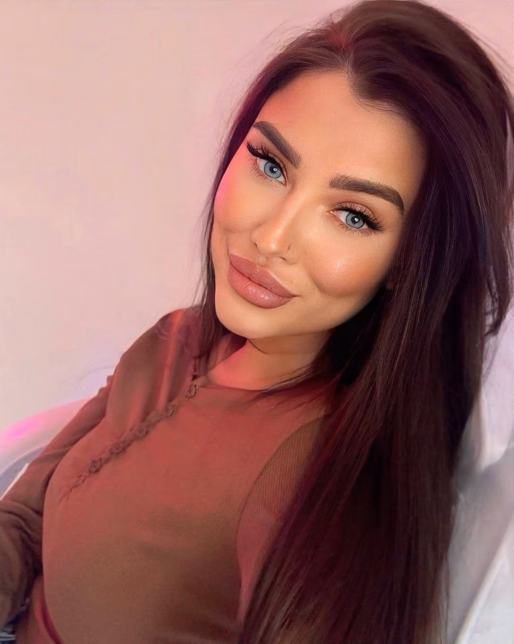 Karolina 27 Limassol Cyprus Ready to build a home as your bride