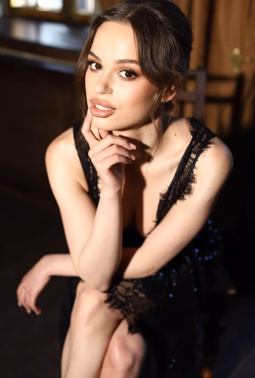 Anastasiia 21 Kyiv Ukraine Seeking a man who adores his bride