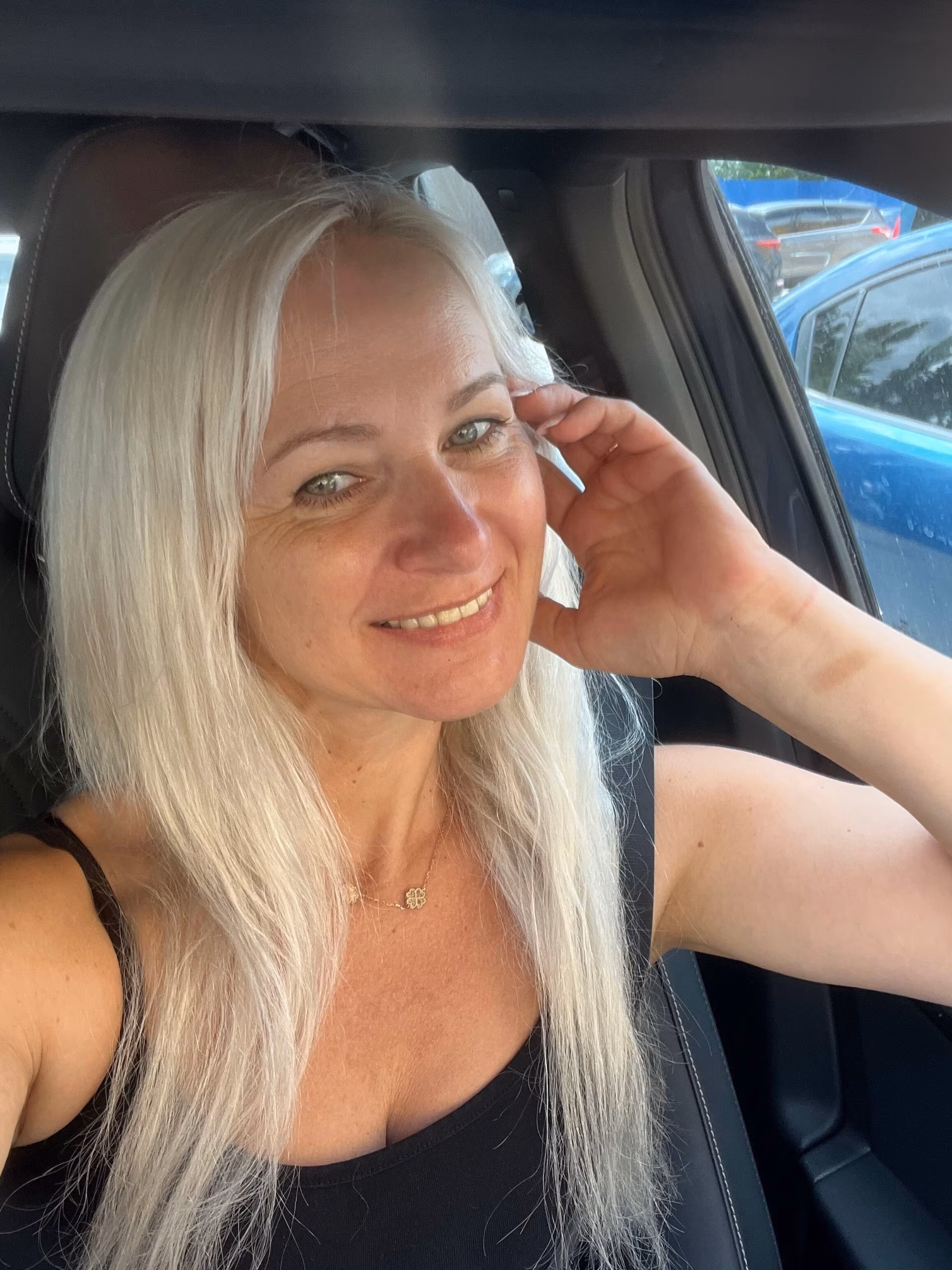 Sveta 49 Ukrainka Ukraine Want to find love and become a bride