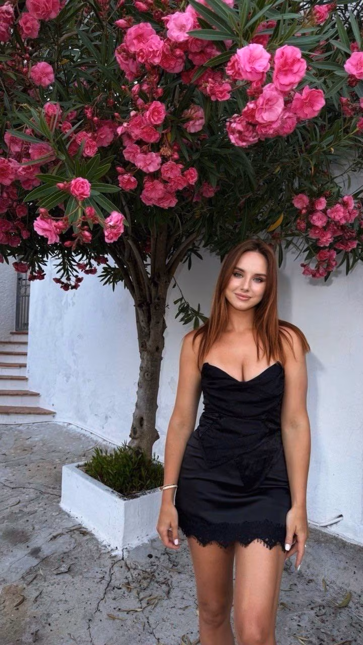 Oksana 31 Frankfurt am Main Germany I want to be a joyful bride