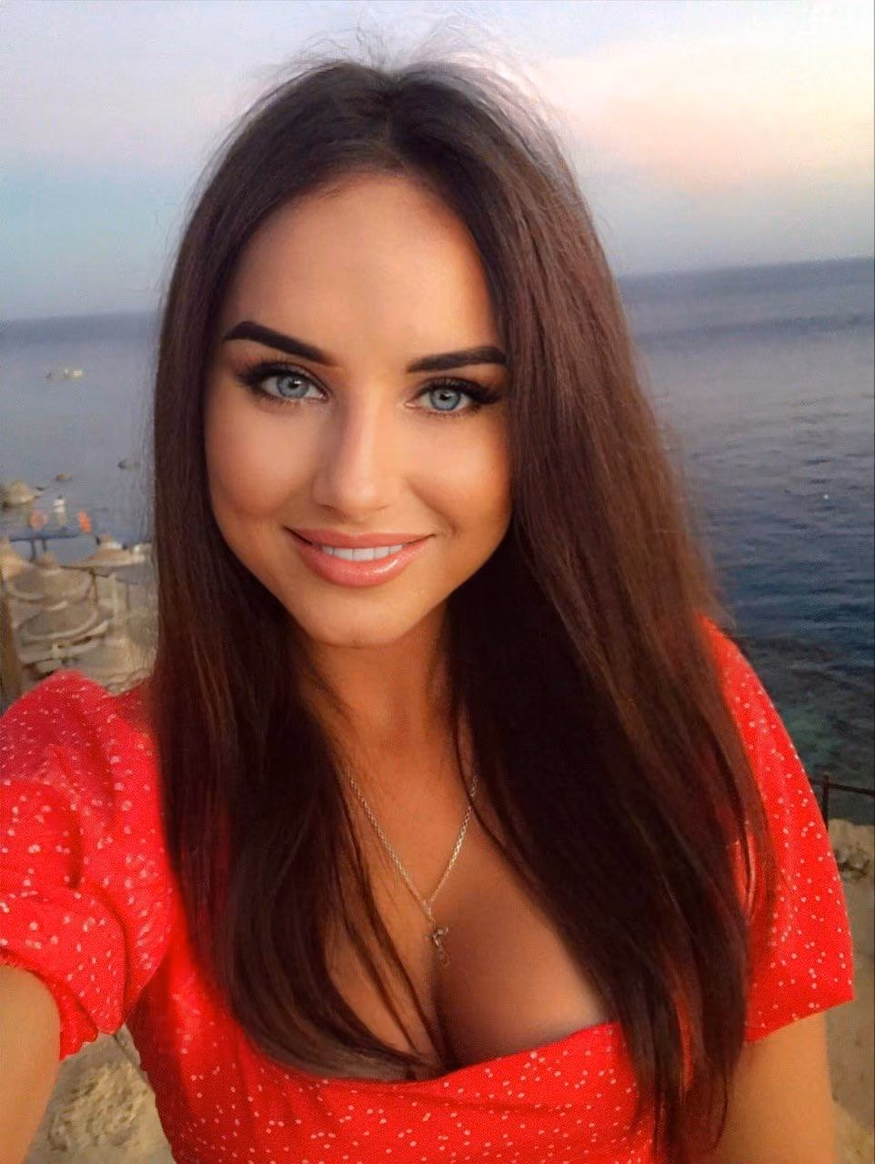 Oksana 31 Frankfurt am Main Germany I want to be a joyful bride
