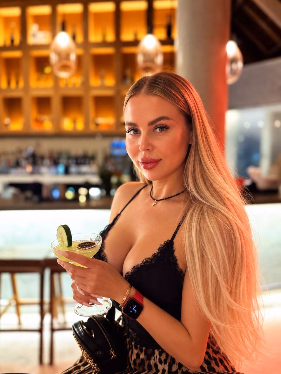 Alena 45 Kyiv Ukraine I want to be your beloved bride forever