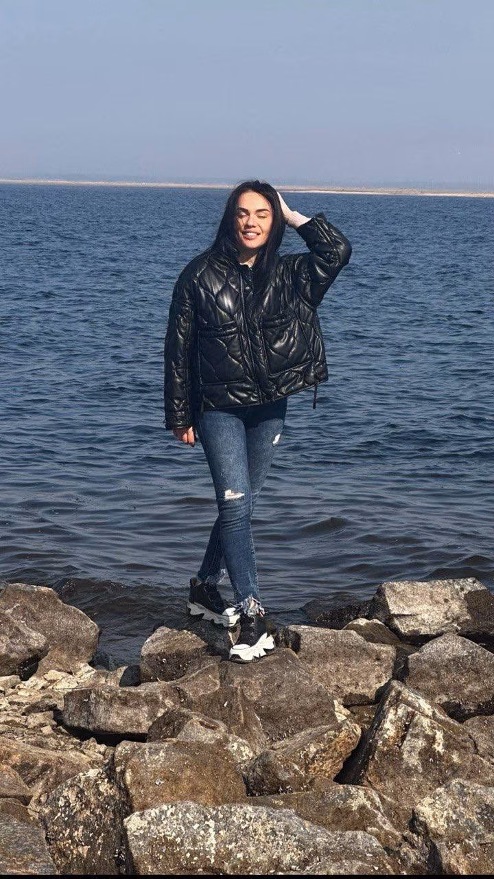 Inna 38 Cherkasy Ukraine I want to be your beloved bride forever
