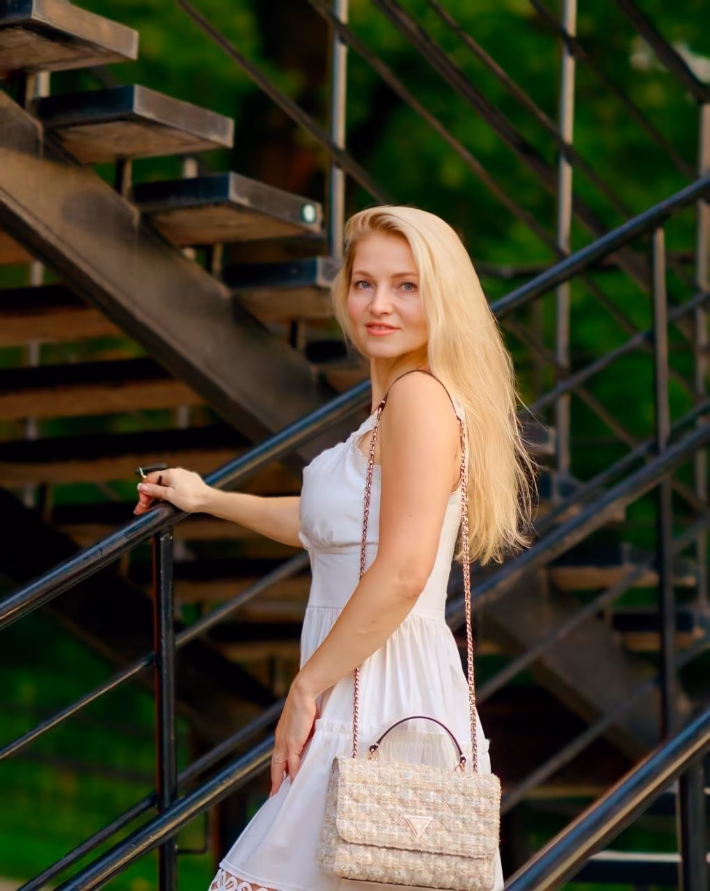 Elena 47 Vinnitsa Ukraine I want to be your loving bride forever
