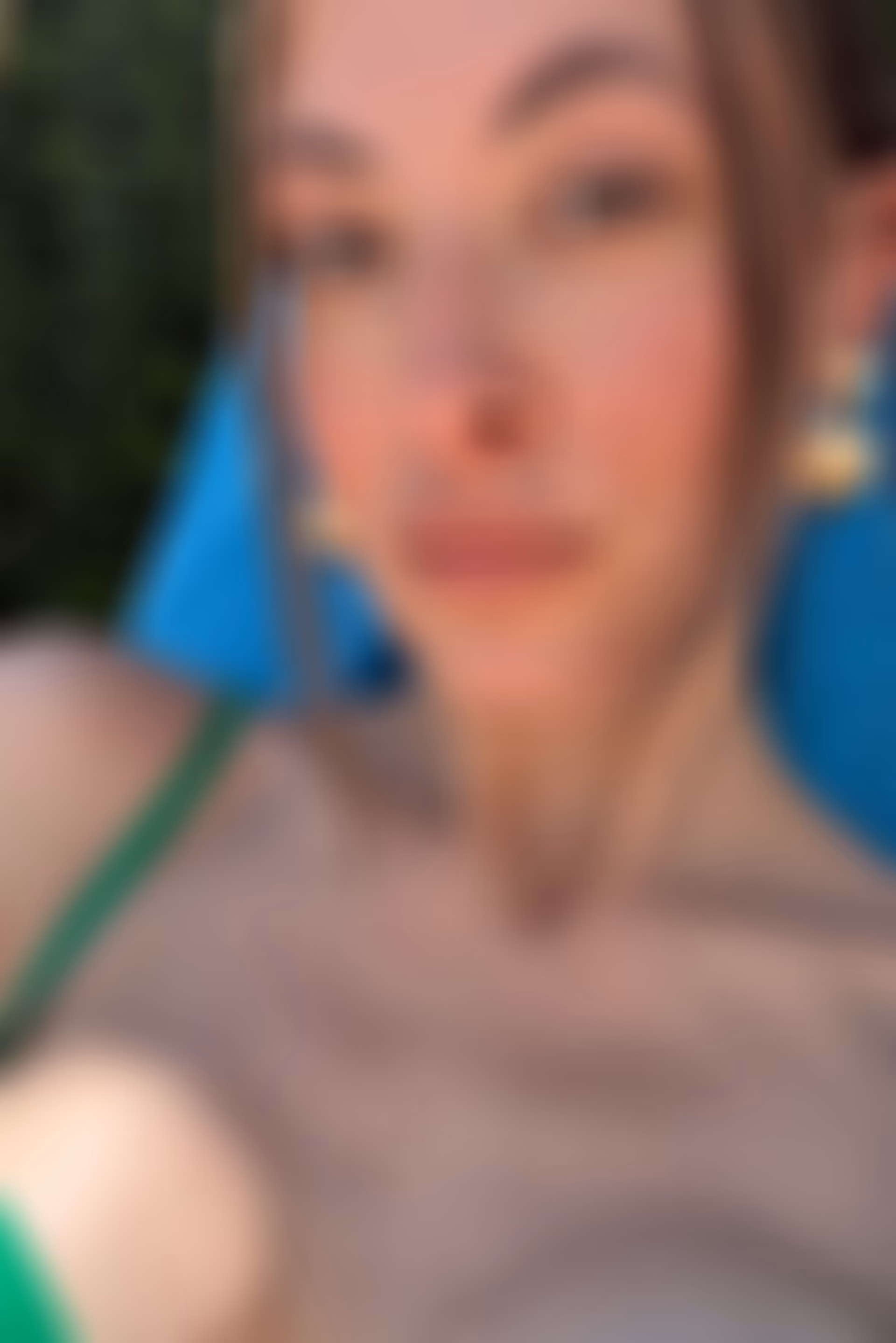 Anna 33 Kyiv Ukraine I want to be your sweet and kind bride