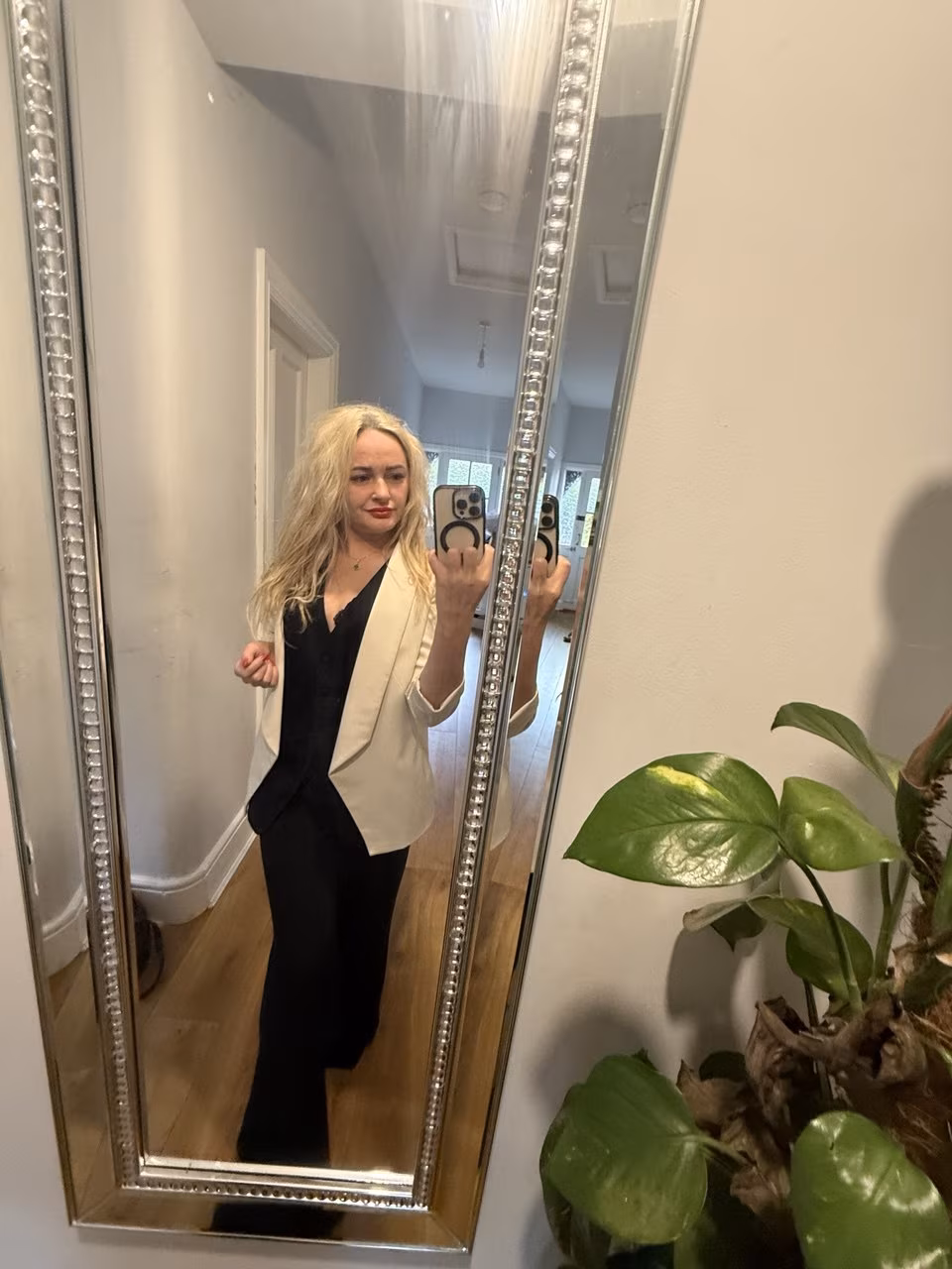 Iryna 40 Tullamore Ireland Looking for a man to make me his bride
