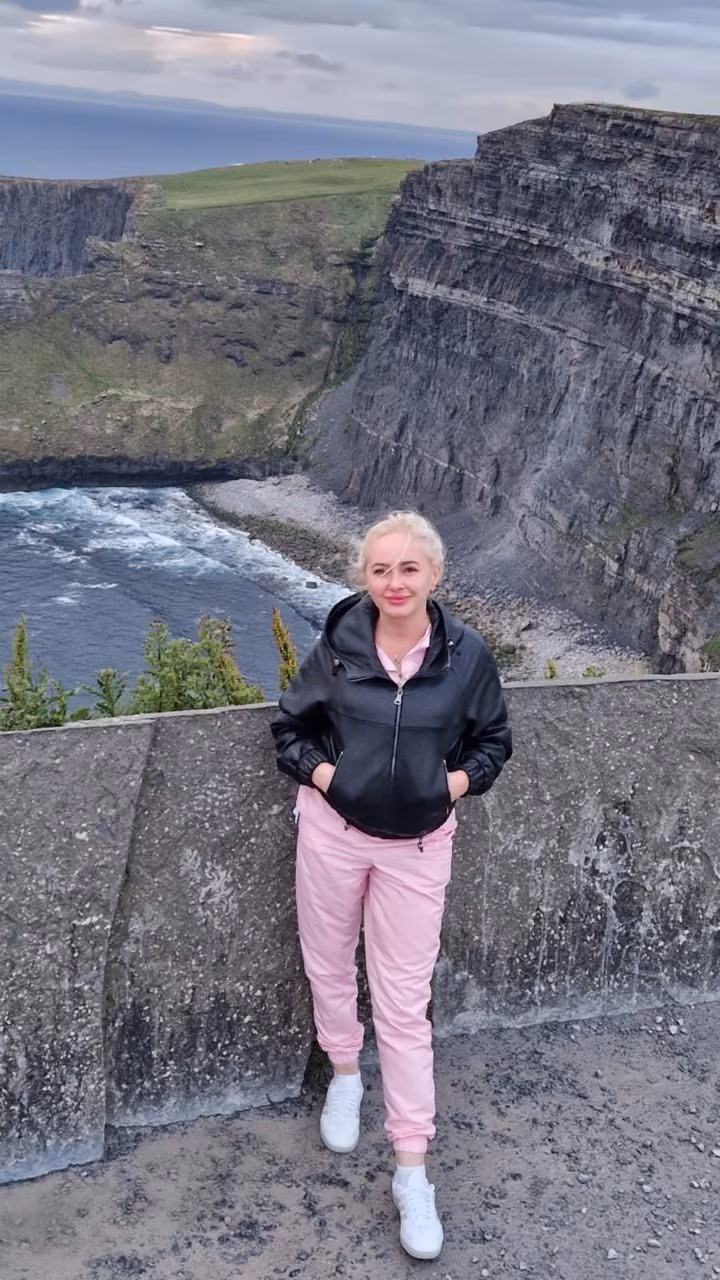 Iryna 40 Tullamore Ireland Looking for a man to make me his bride