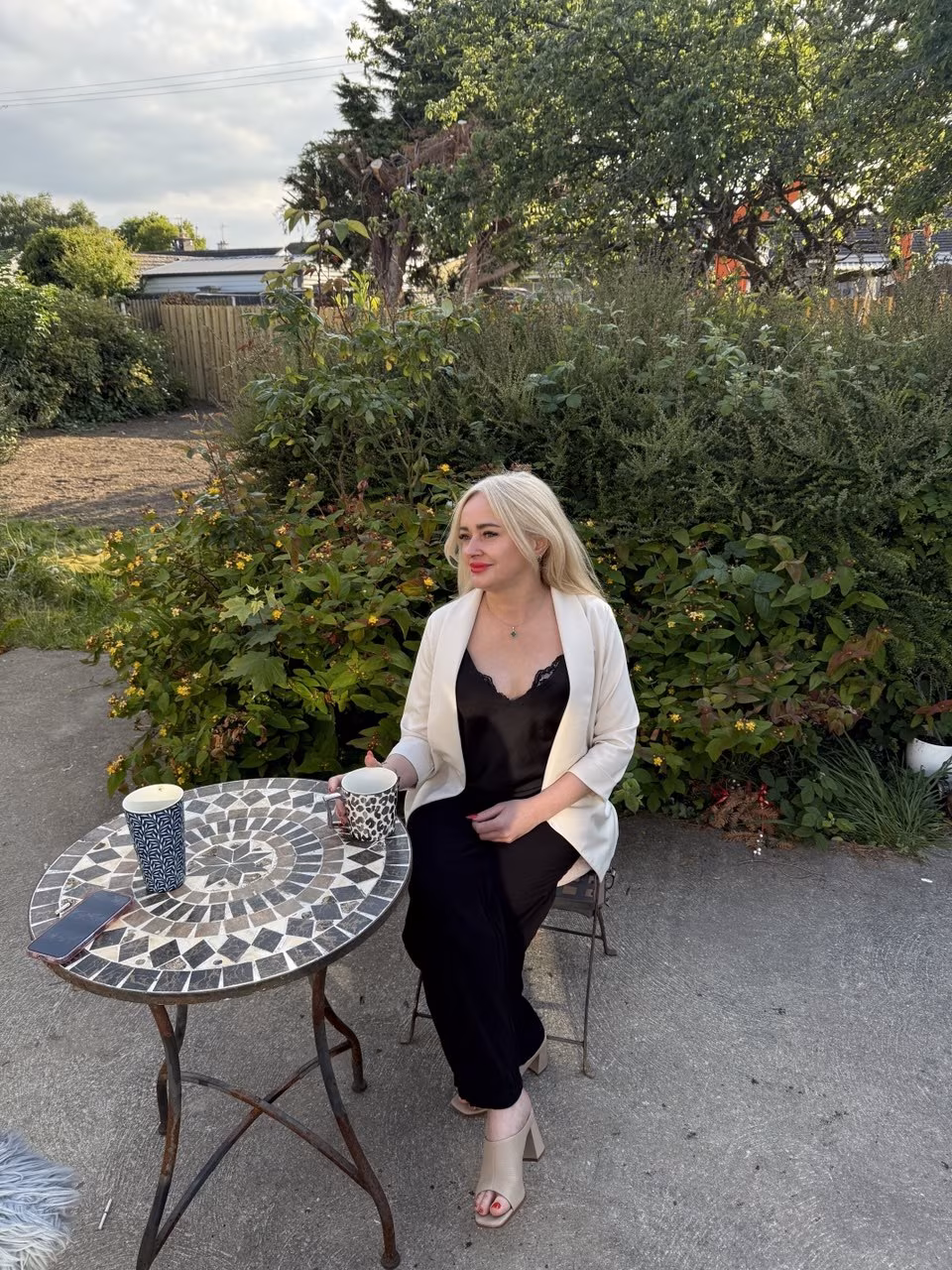 Iryna 40 Tullamore Ireland Looking for a man to make me his bride