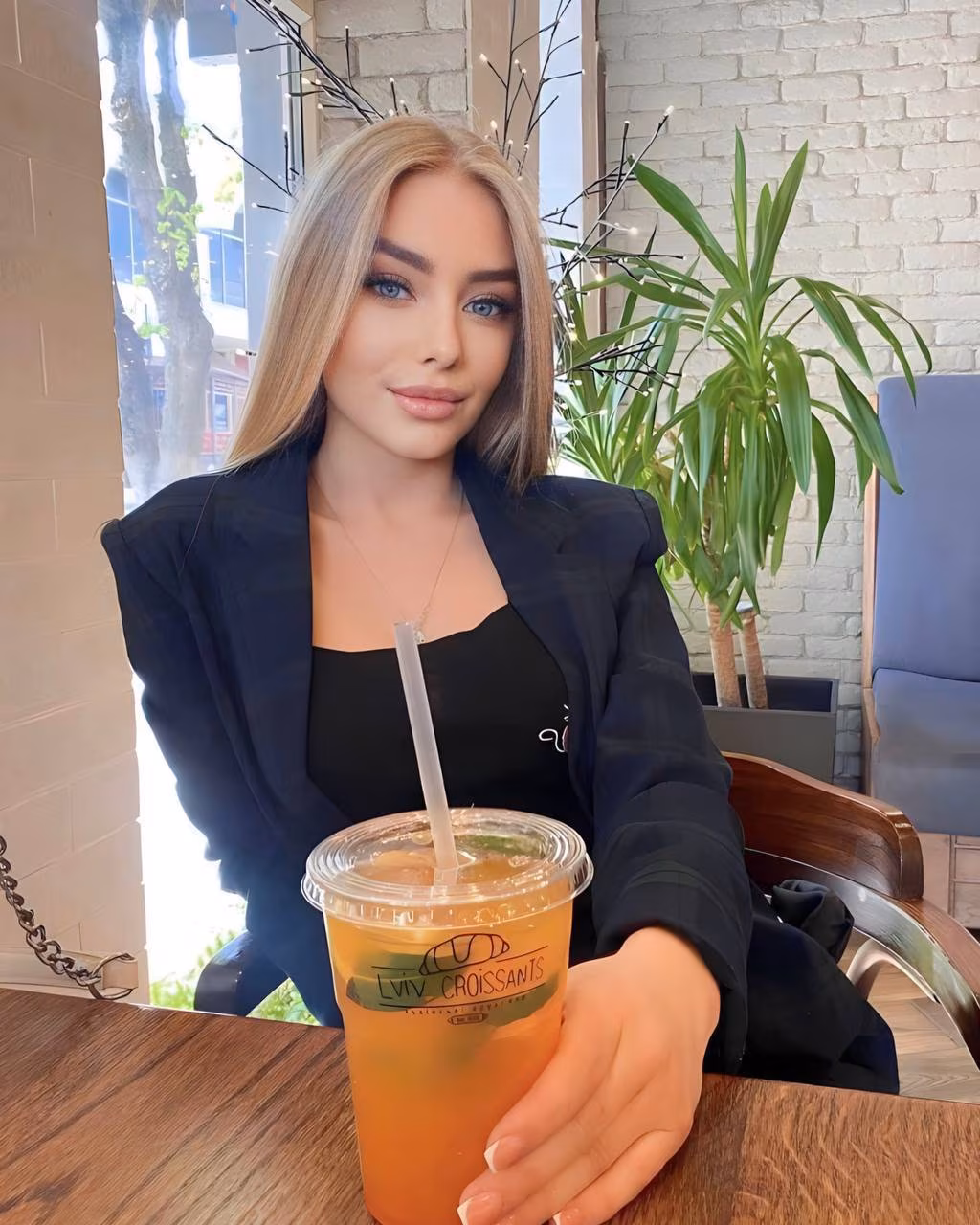 Olha 22 Kyiv Ukraine Looking for a man who is patient with his bride