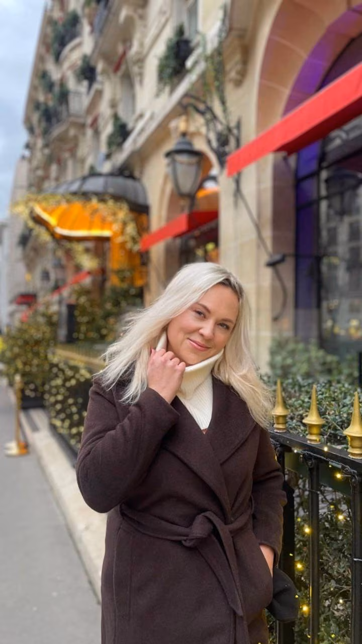 Victoria 51 Berlin Germany Looking for a man who is patient with his bride
